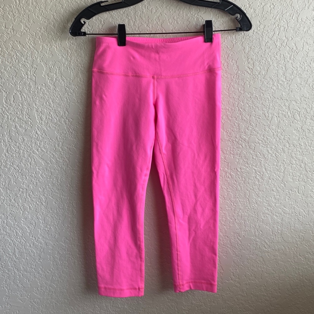 Lululemon hot pink leggings
